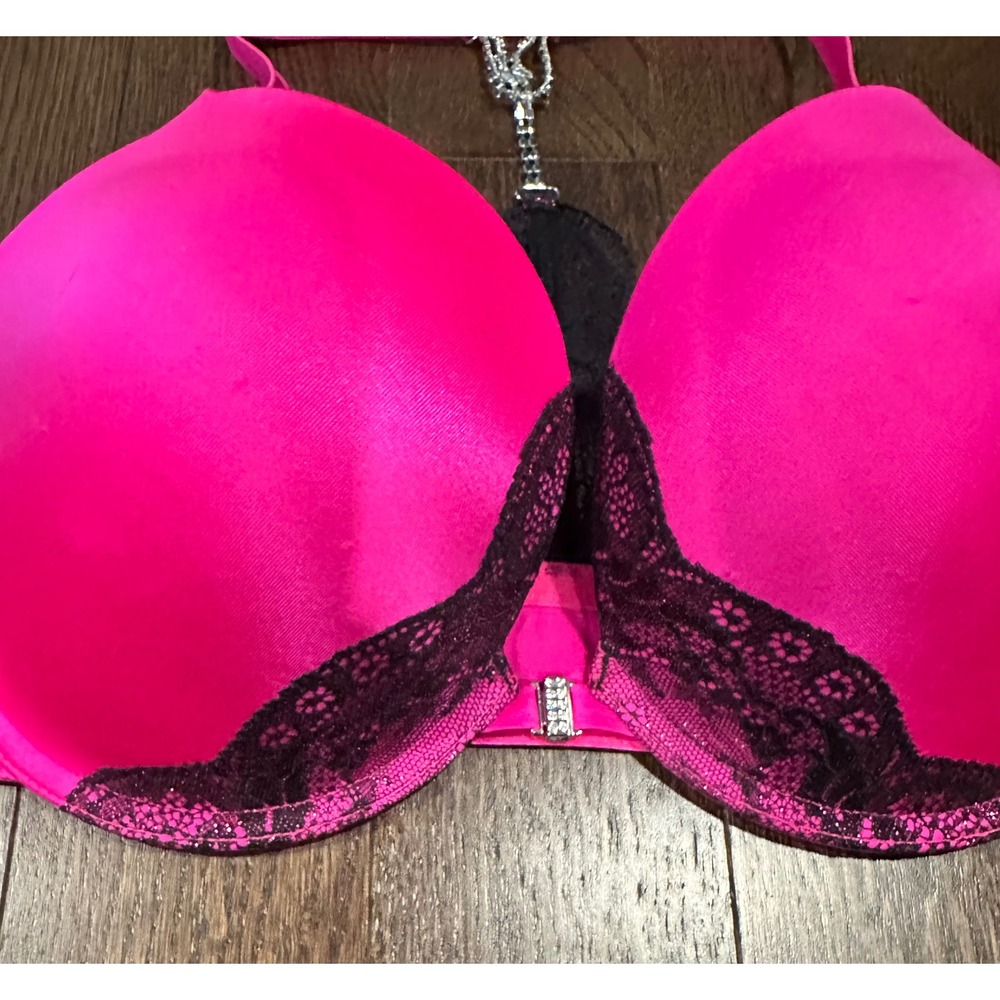 La Senza Hot Pink Lace Rhinestone Front Close Push Up Bra 36D Racerback